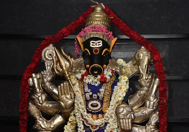 DAILY POOJA ARCHANA